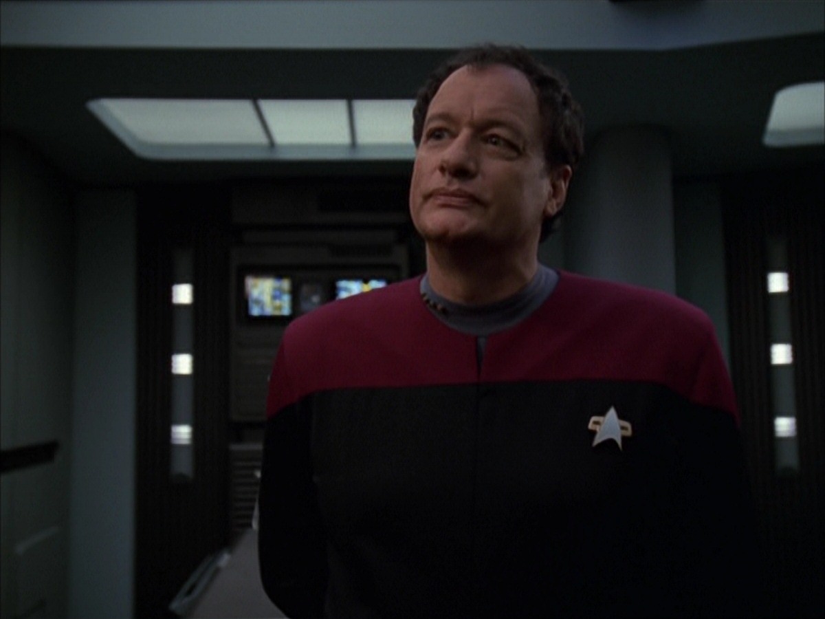 extant_StarTrek_VOY_7x19-Q2_1283.jpg