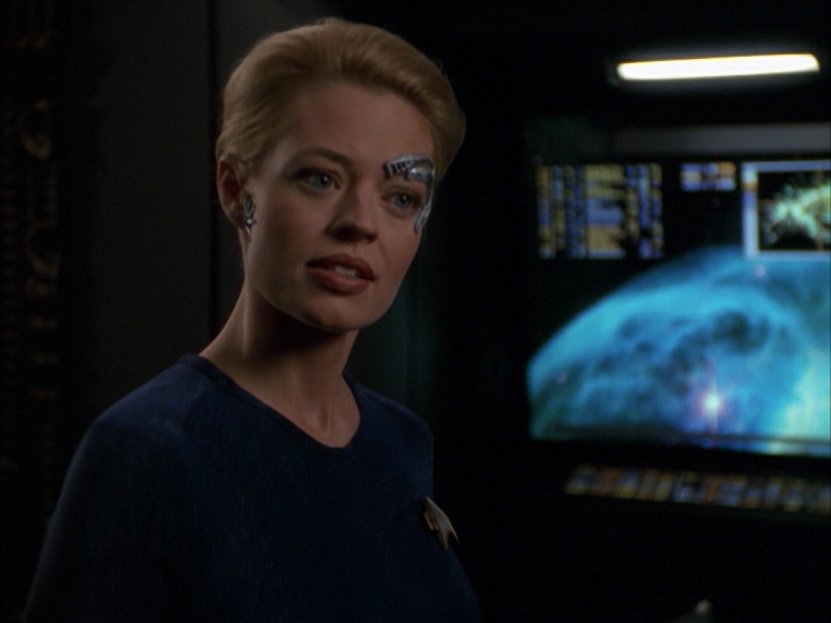 extant_StarTrek_VOY_7x19-Q2_1510.jpg