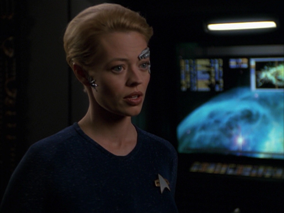 extant_StarTrek_VOY_7x19-Q2_1515.jpg