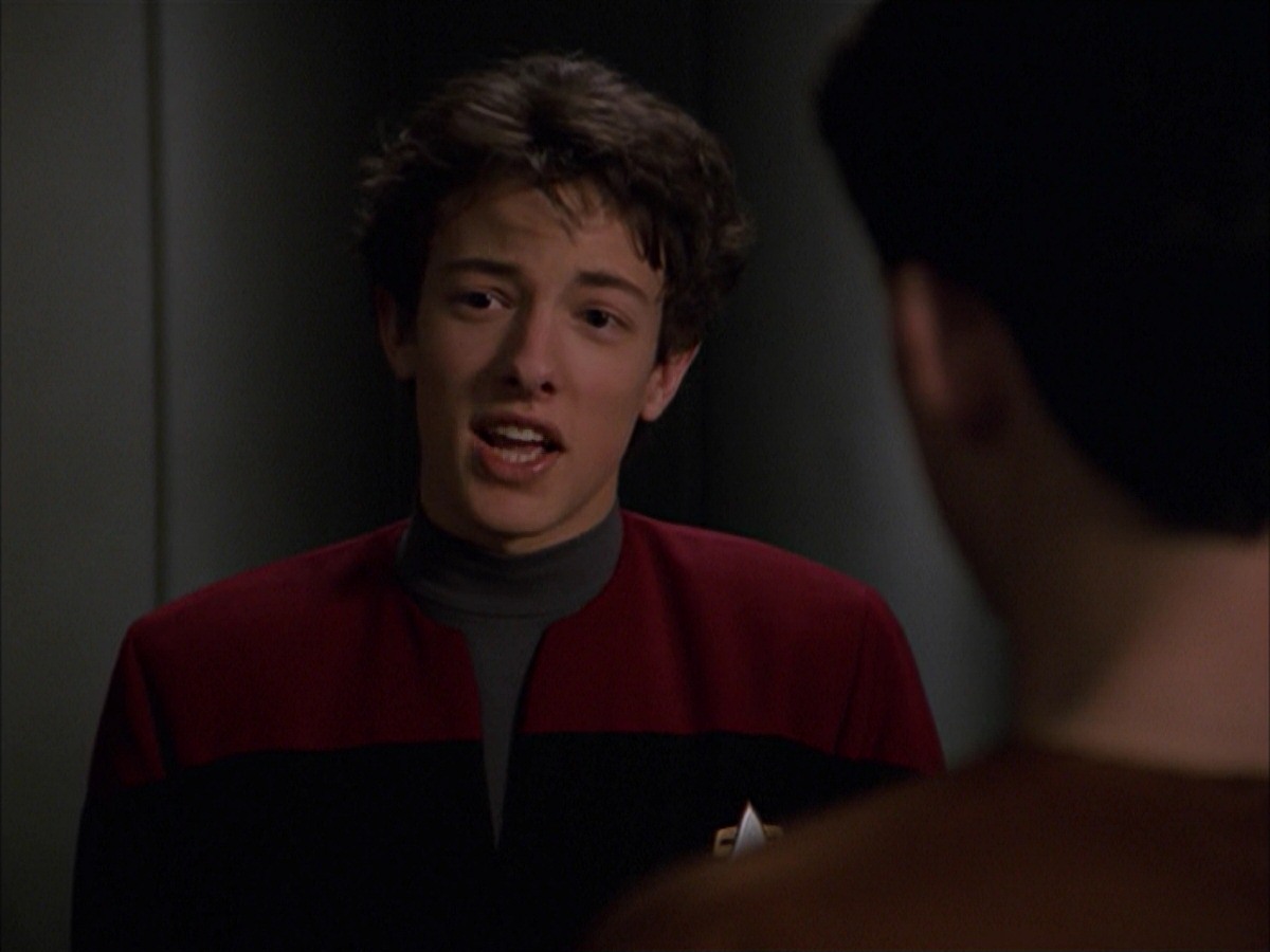 extant_StarTrek_VOY_7x19-Q2_1517.jpg