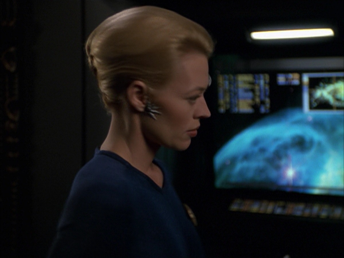 extant_StarTrek_VOY_7x19-Q2_1520.jpg