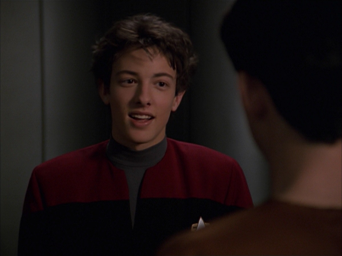 extant_StarTrek_VOY_7x19-Q2_1523.jpg