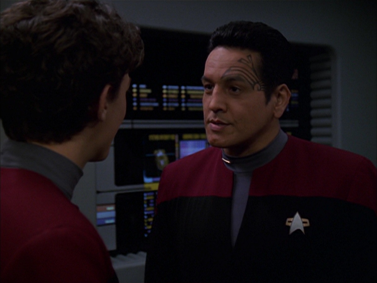 extant_StarTrek_VOY_7x19-Q2_1628.jpg
