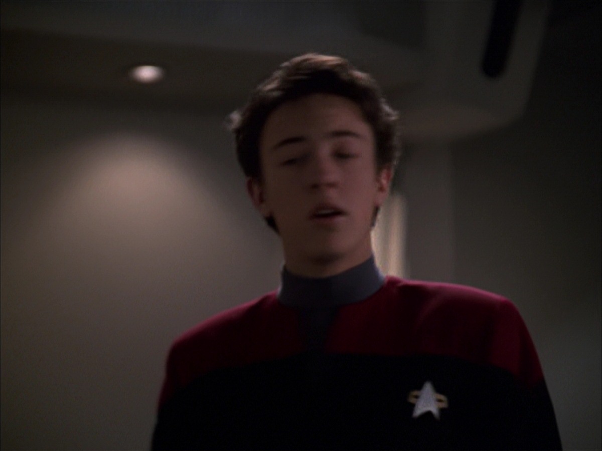 extant_StarTrek_VOY_7x19-Q2_1941.jpg