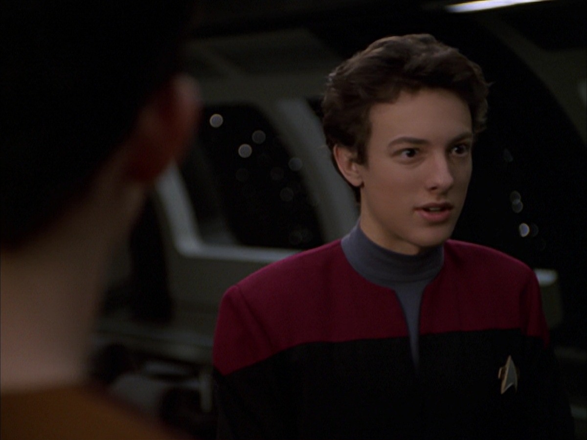 extant_StarTrek_VOY_7x19-Q2_2028.jpg