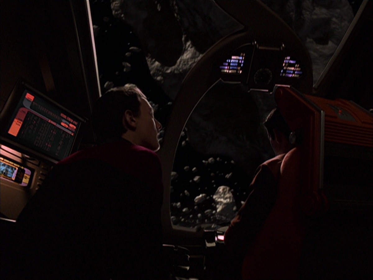 extant_StarTrek_VOY_7x19-Q2_2063.jpg
