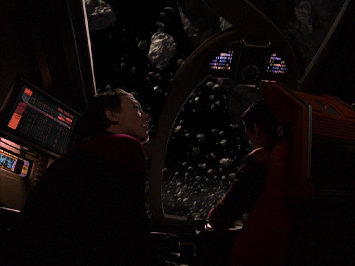 extant_StarTrek_VOY_7x19-Q2_2065.jpg