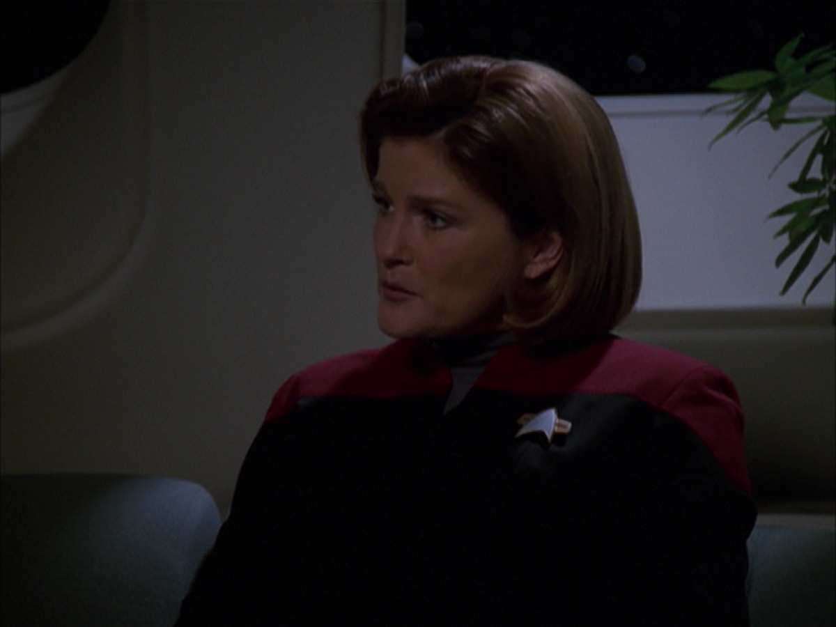 extant_StarTrek_VOY_7x19-Q2_2246.jpg