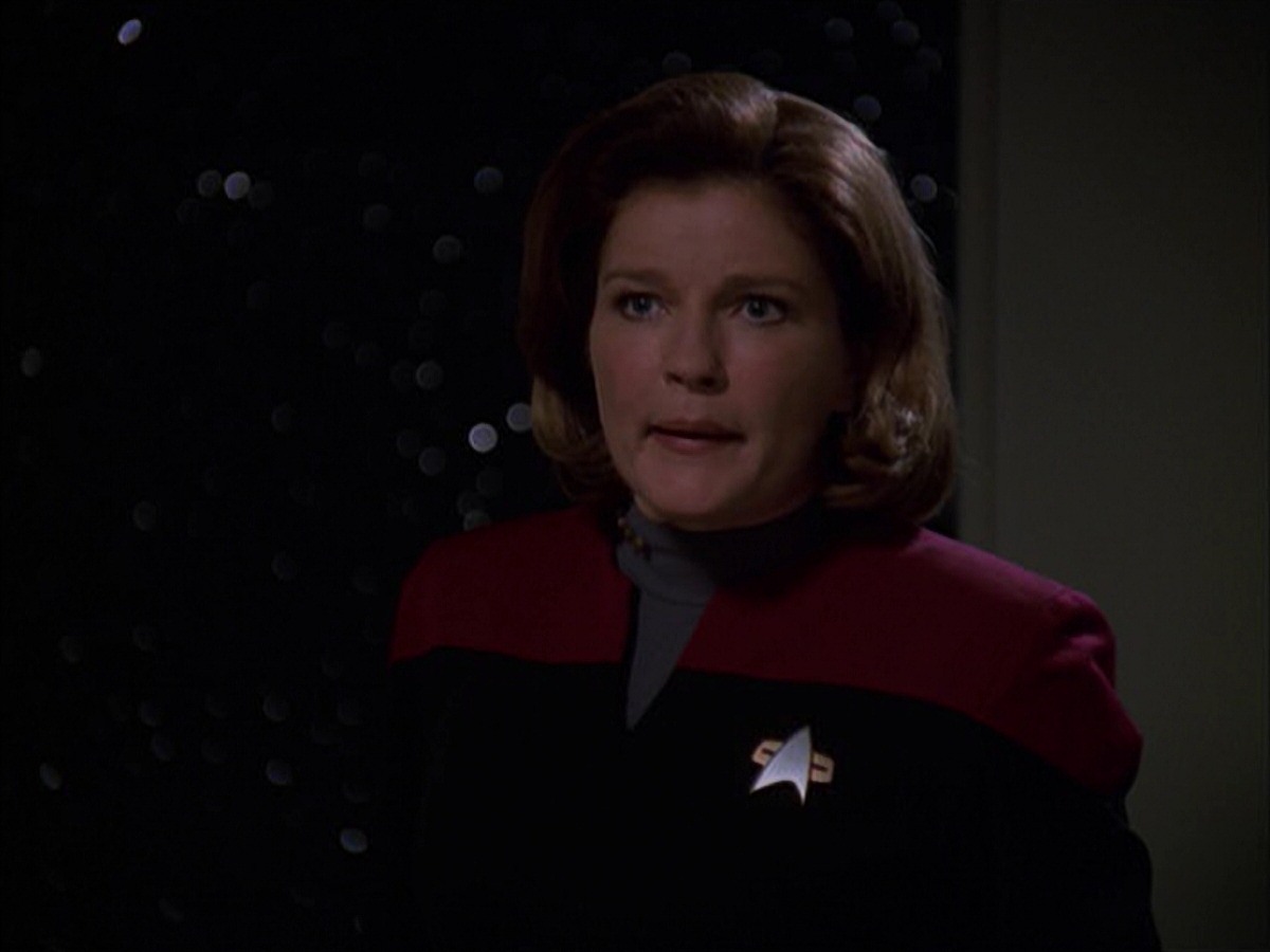 extant_StarTrek_VOY_7x19-Q2_2301.jpg
