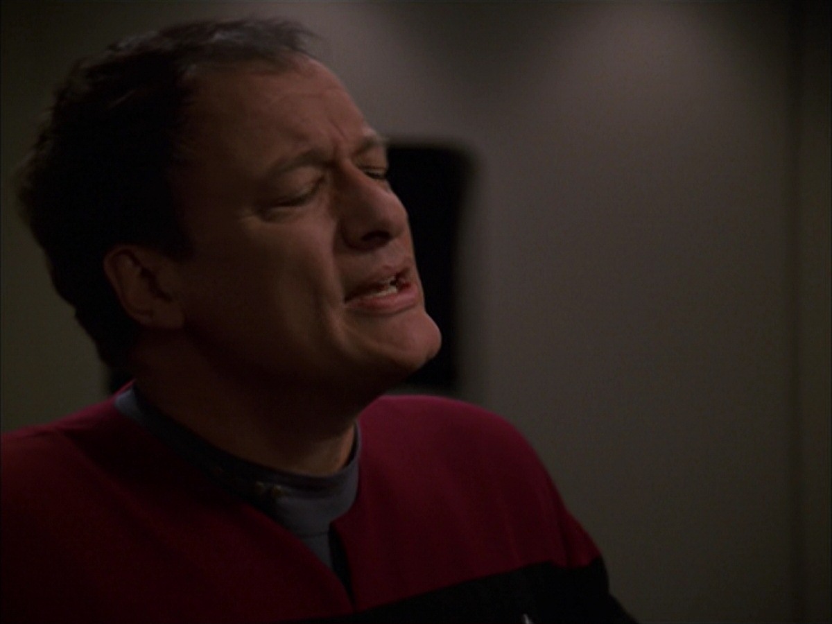 extant_StarTrek_VOY_7x19-Q2_2303.jpg
