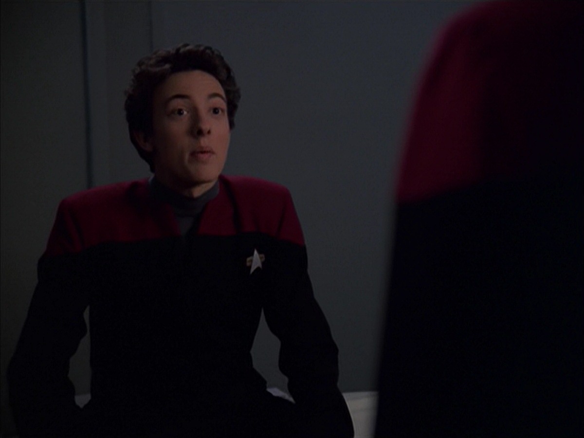 extant_StarTrek_VOY_7x19-Q2_2362.jpg