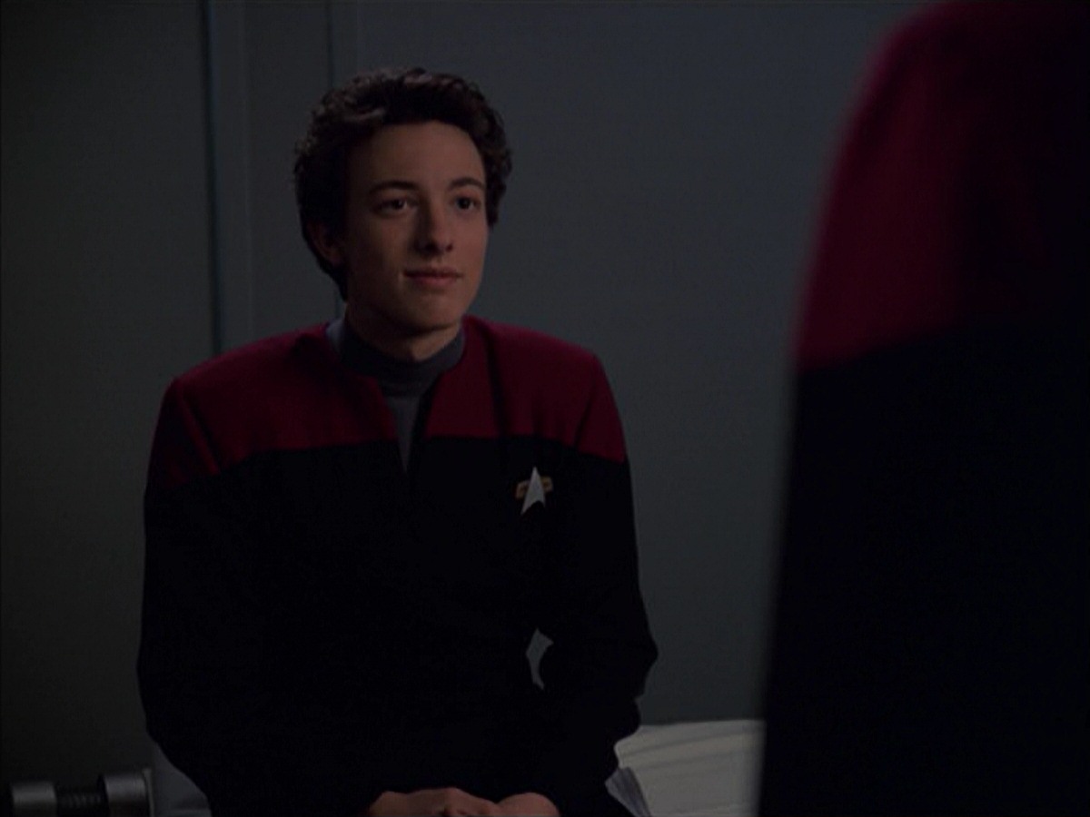 extant_StarTrek_VOY_7x19-Q2_2375.jpg