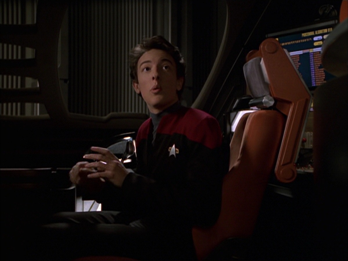 extant_StarTrek_VOY_7x19-Q2_2574.jpg