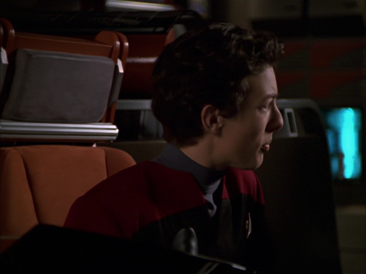 extant_StarTrek_VOY_7x19-Q2_2602.jpg
