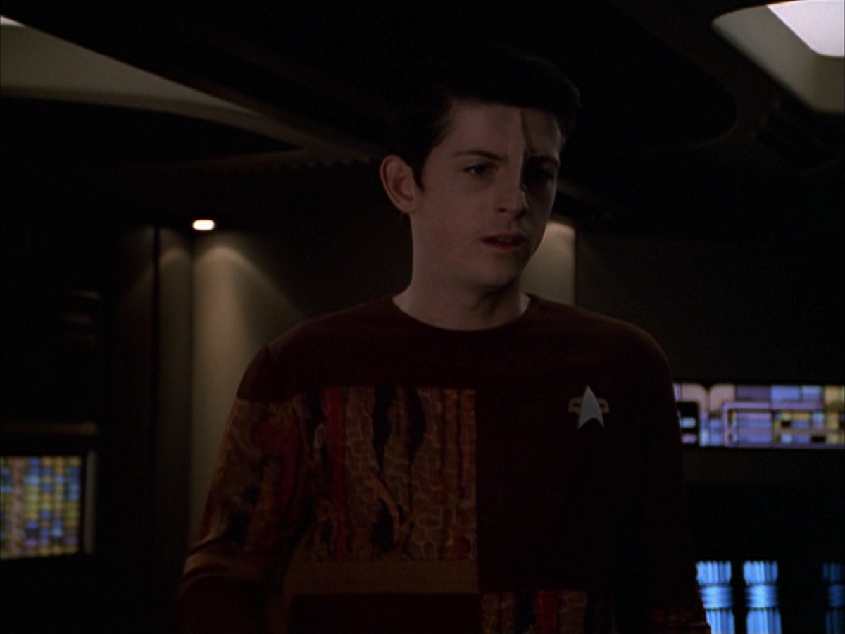 extant_StarTrek_VOY_7x19-Q2_2616.jpg