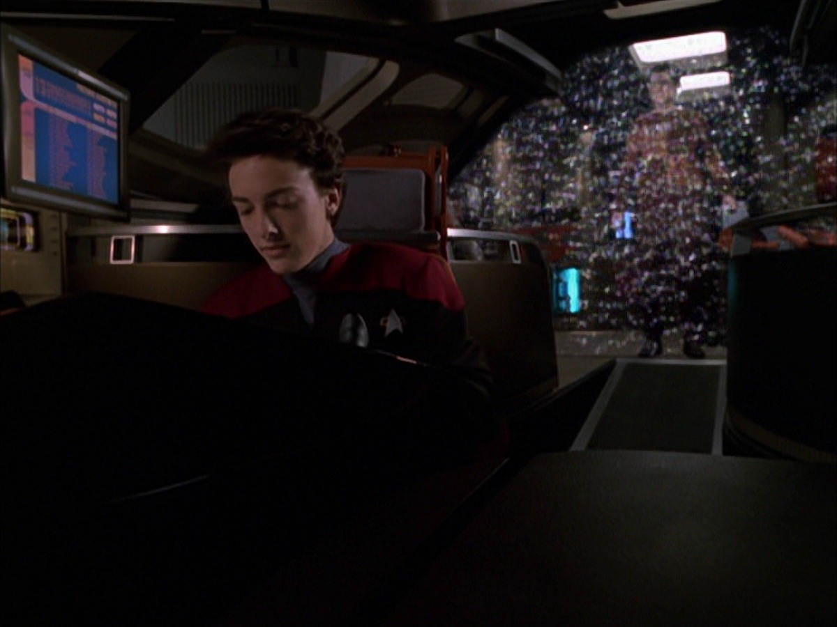 extant_StarTrek_VOY_7x19-Q2_2624.jpg