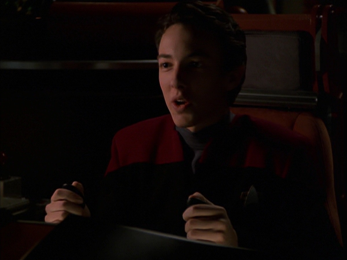 extant_StarTrek_VOY_7x19-Q2_2664.jpg