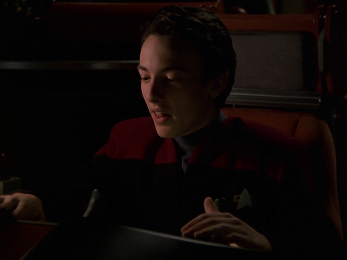 extant_StarTrek_VOY_7x19-Q2_2675.jpg