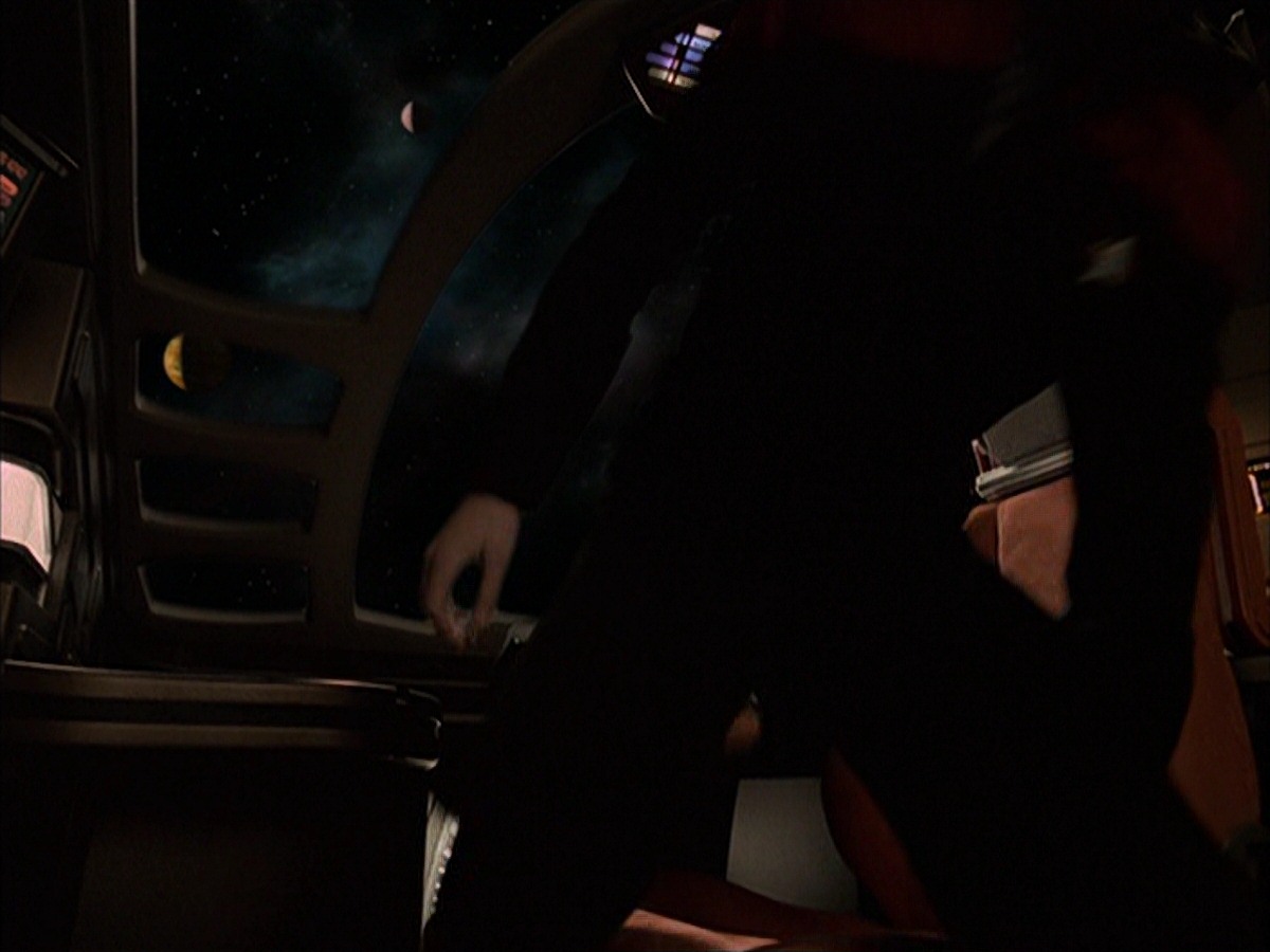 extant_StarTrek_VOY_7x19-Q2_2724.jpg