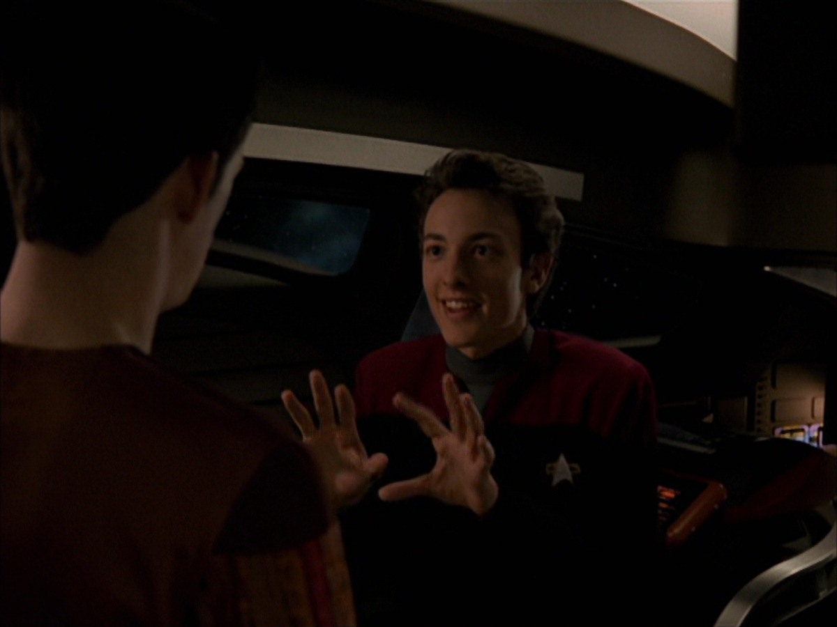 extant_StarTrek_VOY_7x19-Q2_2736.jpg