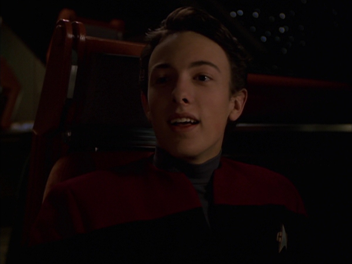 extant_StarTrek_VOY_7x19-Q2_2783.jpg
