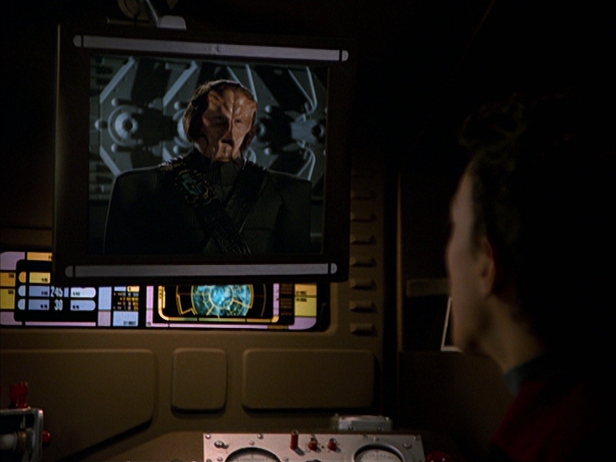 extant_StarTrek_VOY_7x19-Q2_2785.jpg