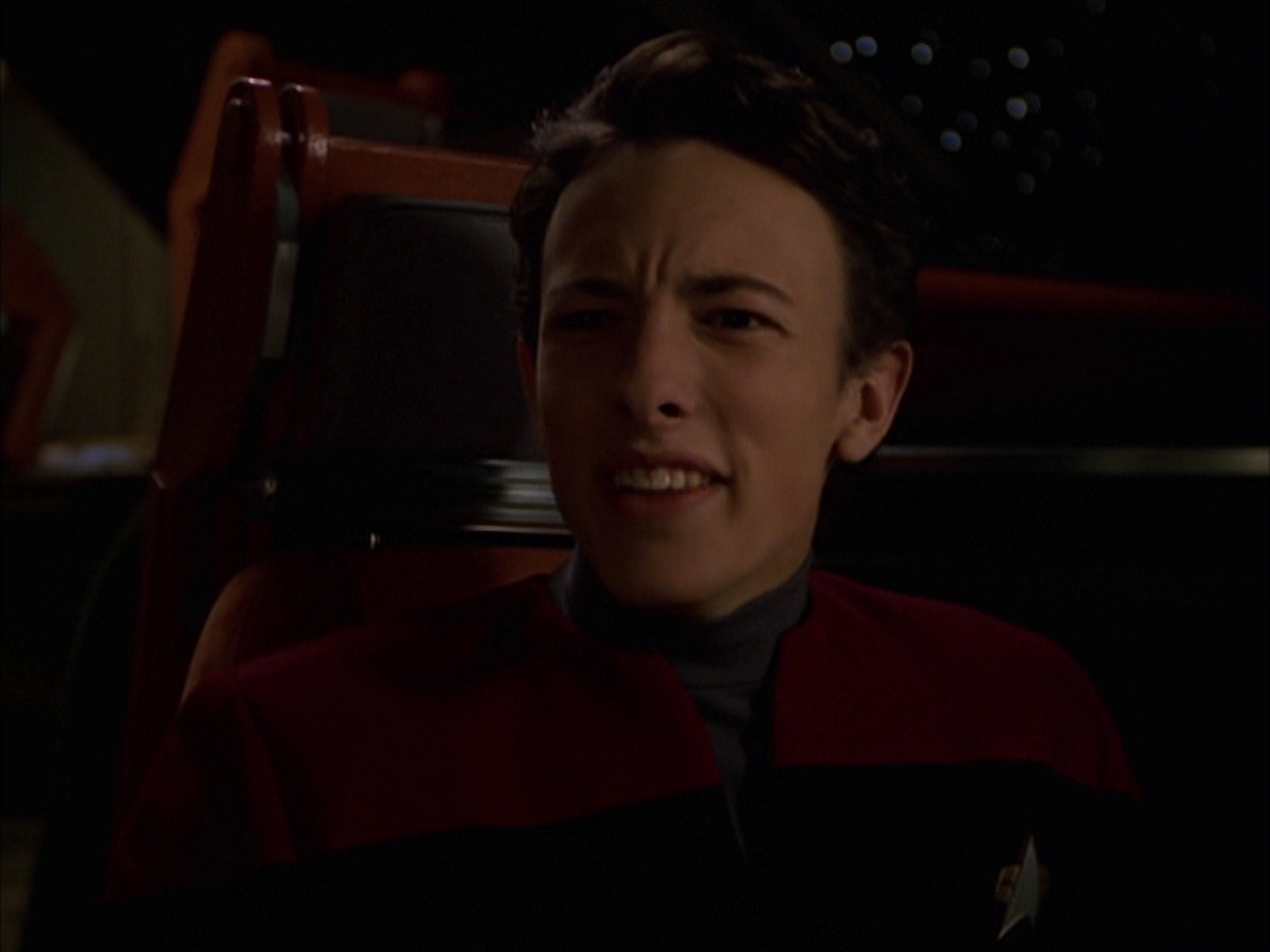 extant_StarTrek_VOY_7x19-Q2_2790.jpg