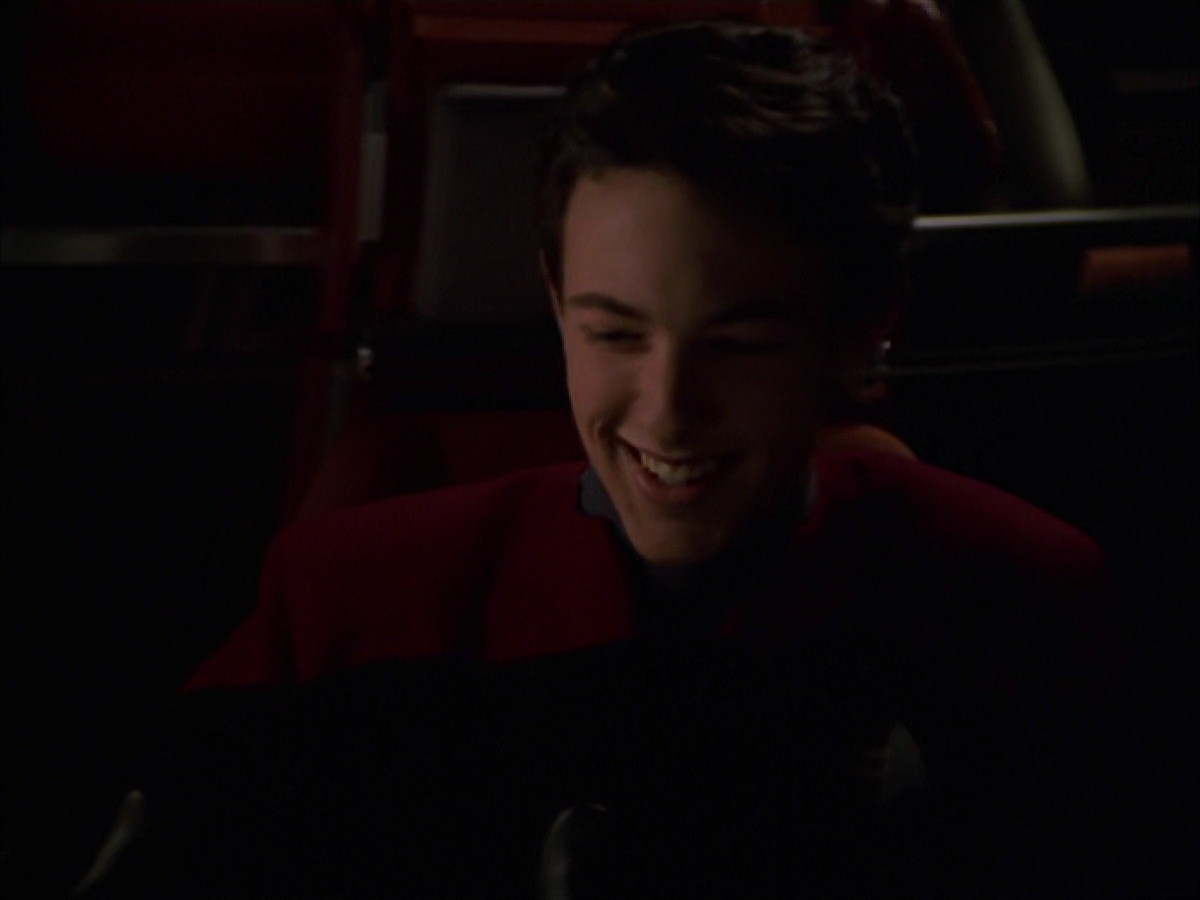 extant_StarTrek_VOY_7x19-Q2_2810.jpg