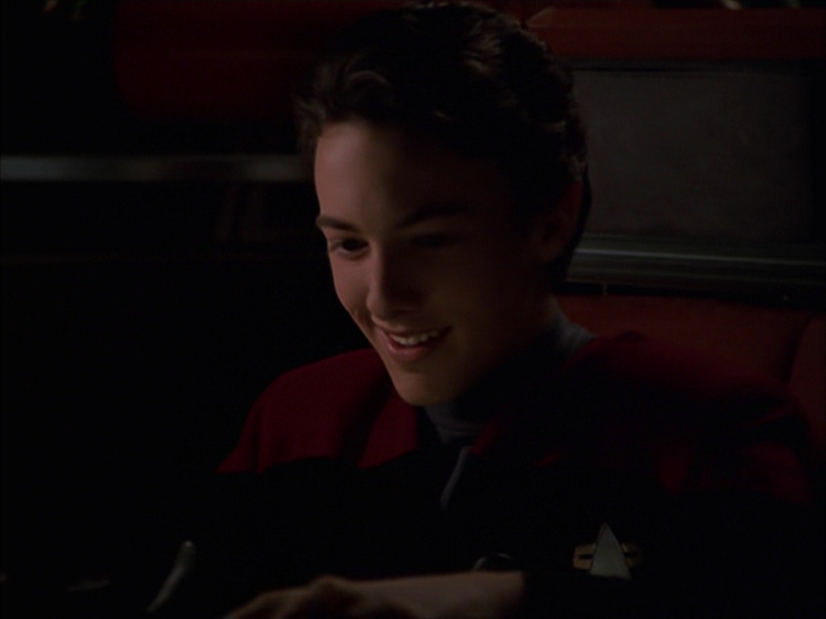 extant_StarTrek_VOY_7x19-Q2_2814.jpg