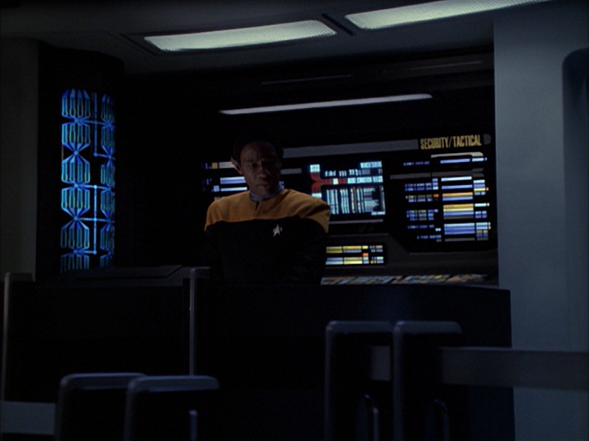 extant_StarTrek_VOY_7x19-Q2_2876.jpg