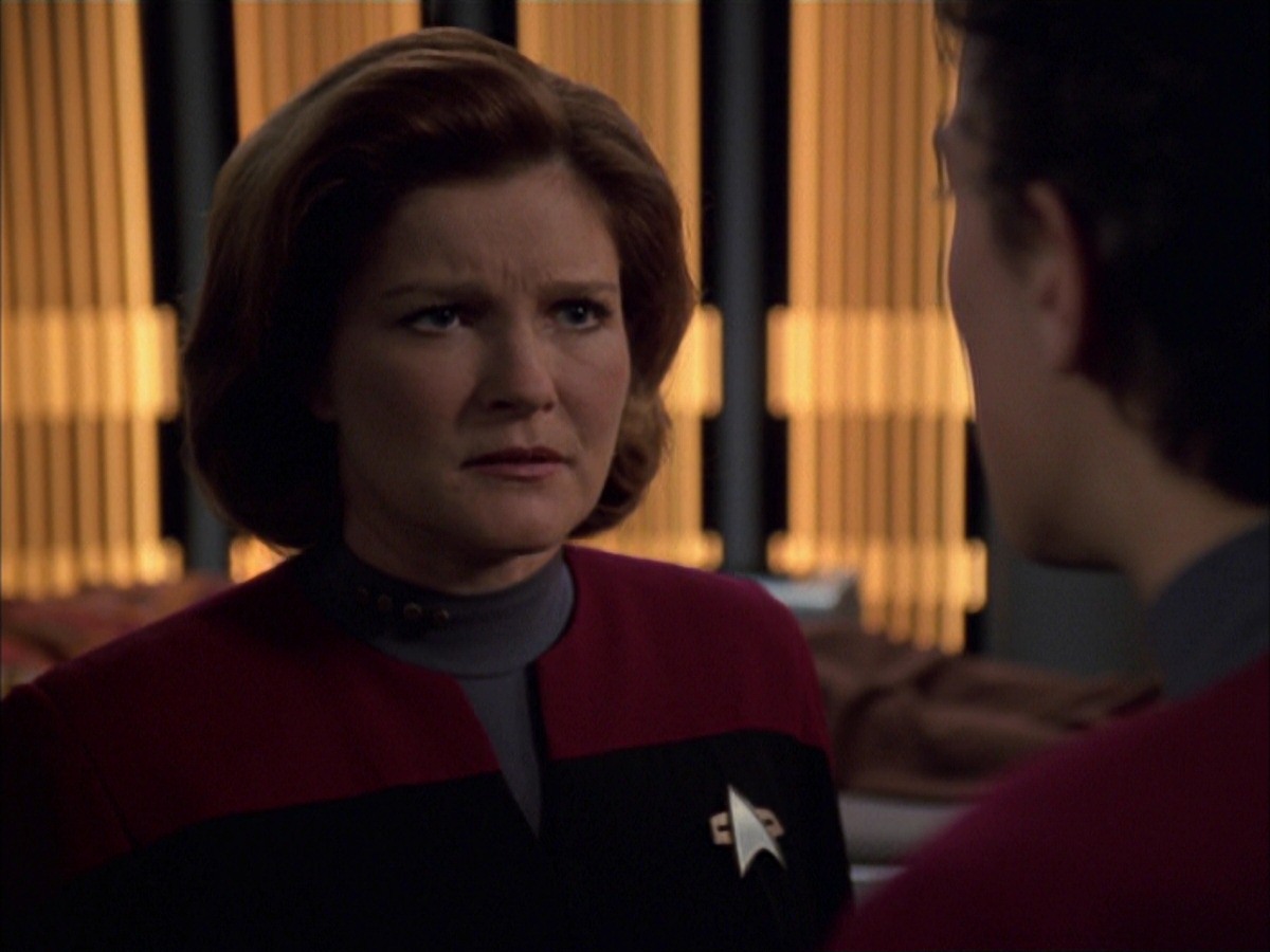 extant_StarTrek_VOY_7x19-Q2_3022.jpg