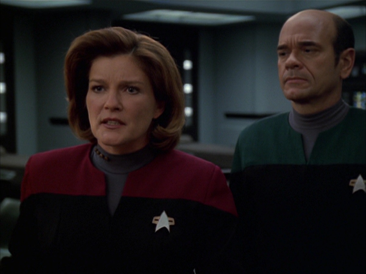extant_StarTrek_VOY_7x19-Q2_3046.jpg