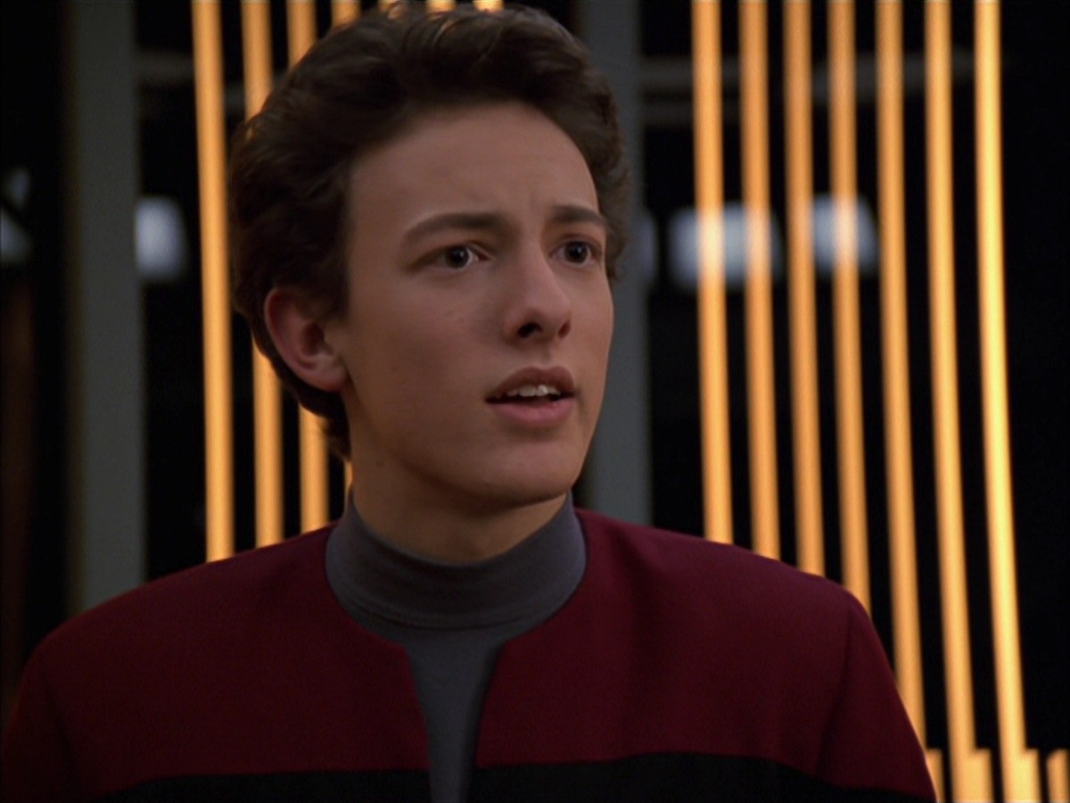 extant_StarTrek_VOY_7x19-Q2_3067.jpg