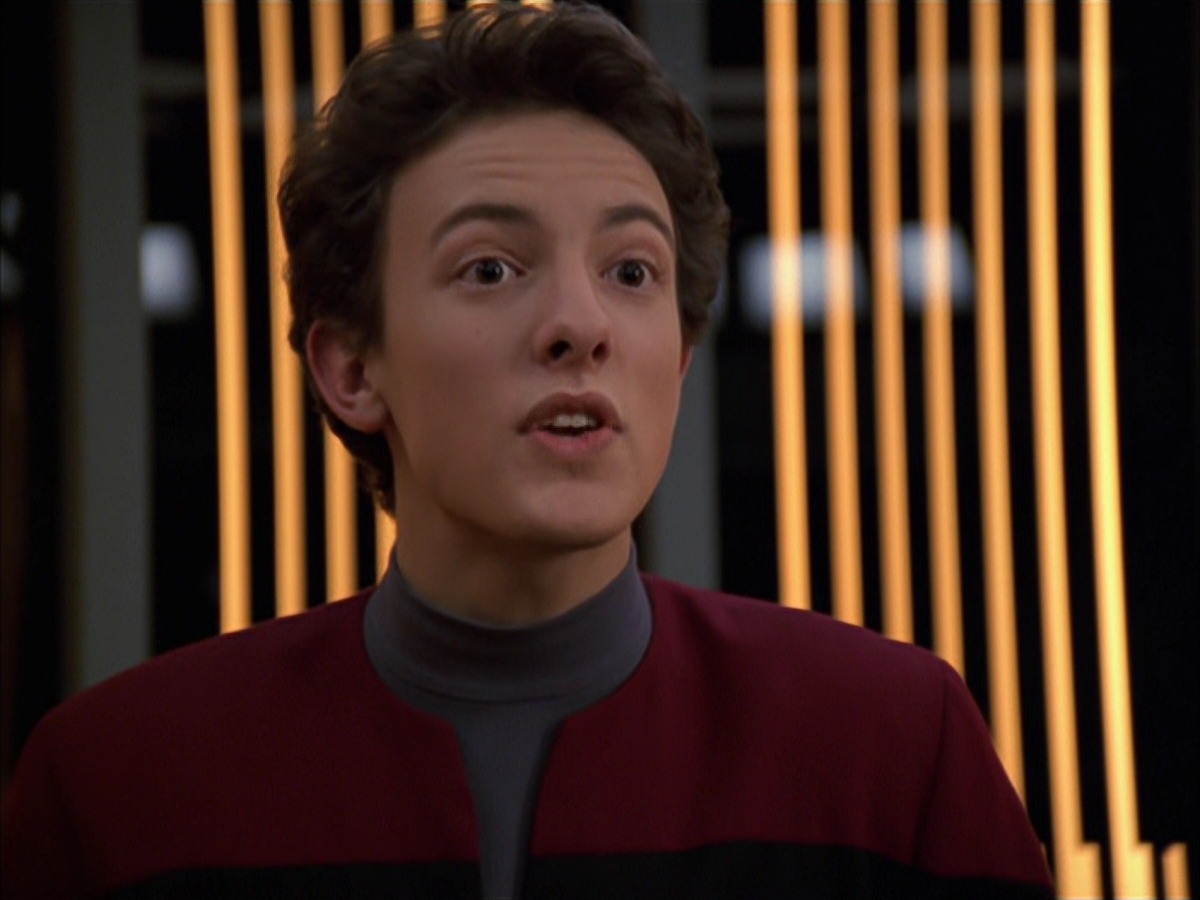 extant_StarTrek_VOY_7x19-Q2_3073.jpg