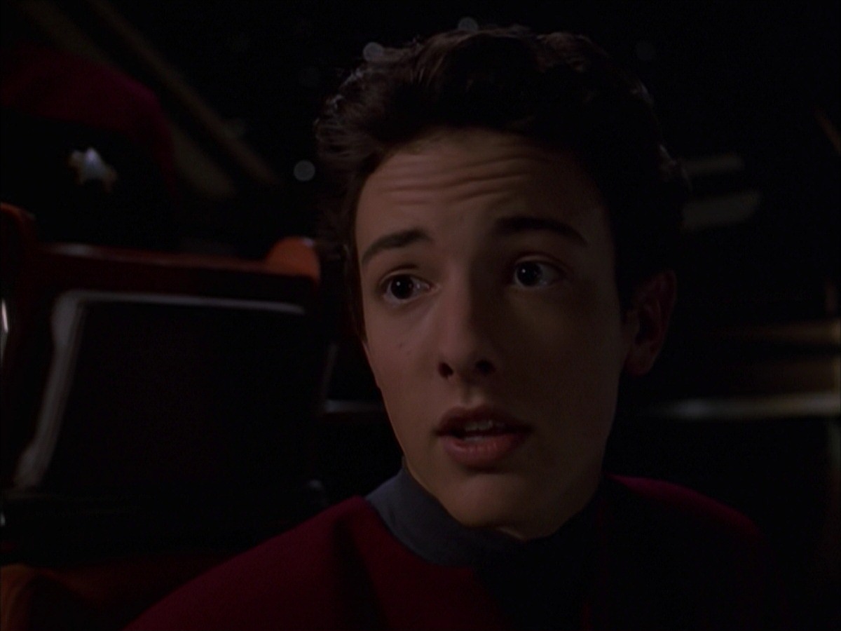 extant_StarTrek_VOY_7x19-Q2_3103.jpg