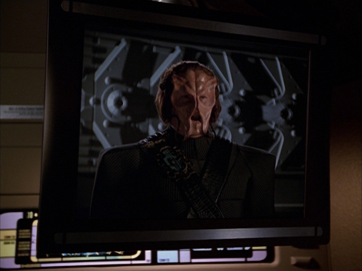 extant_StarTrek_VOY_7x19-Q2_3160.jpg
