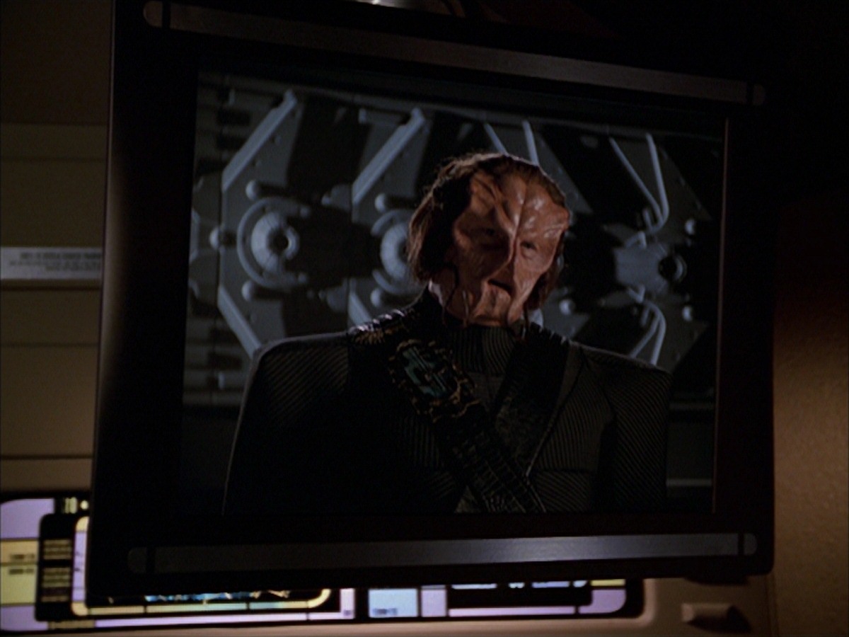 extant_StarTrek_VOY_7x19-Q2_3172.jpg