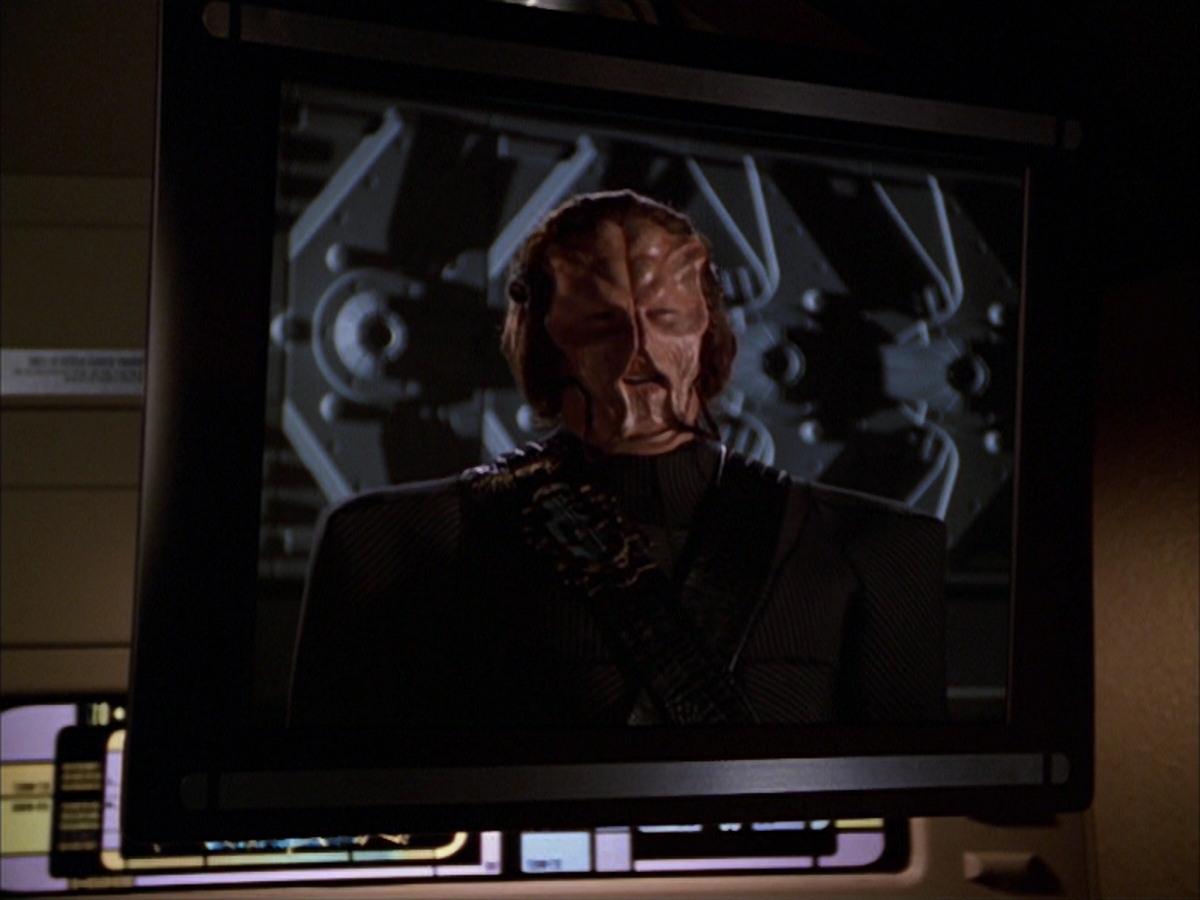 extant_StarTrek_VOY_7x19-Q2_3188.jpg