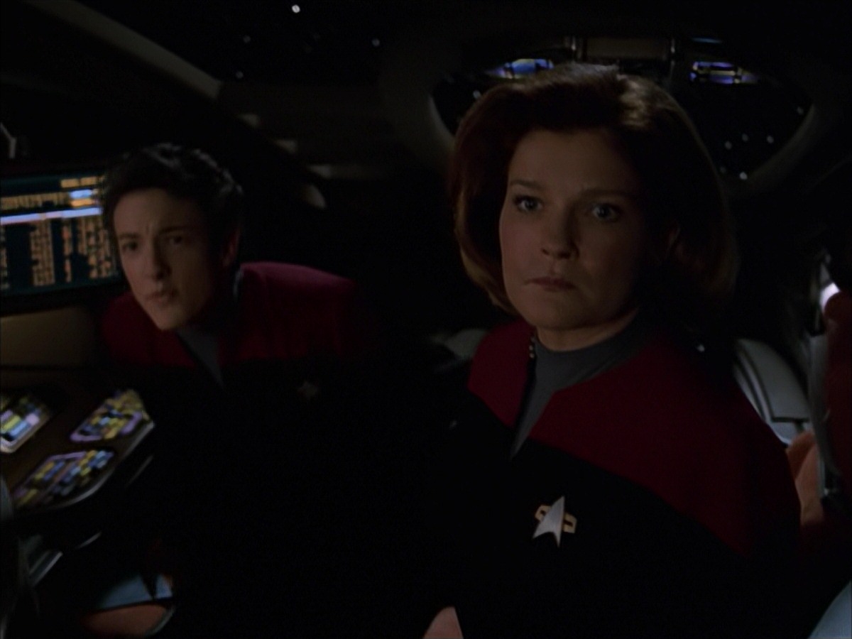 extant_StarTrek_VOY_7x19-Q2_3215.jpg