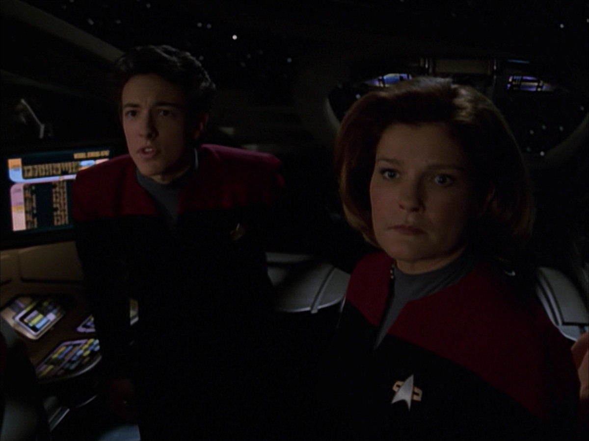 extant_StarTrek_VOY_7x19-Q2_3216.jpg