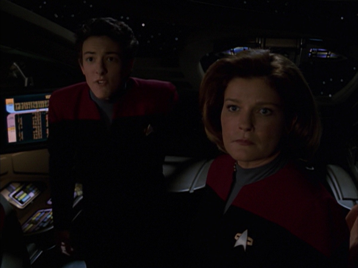 extant_StarTrek_VOY_7x19-Q2_3217.jpg