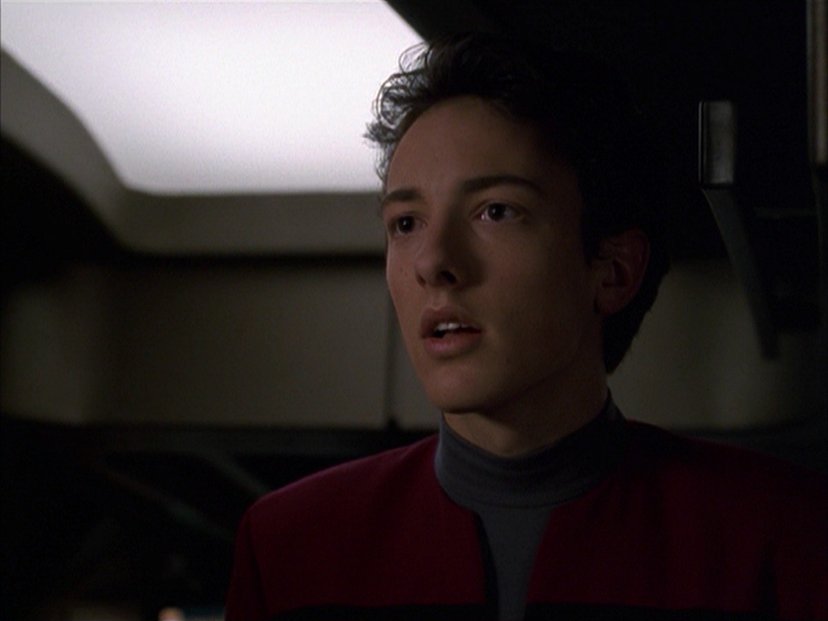 extant_StarTrek_VOY_7x19-Q2_3266.jpg