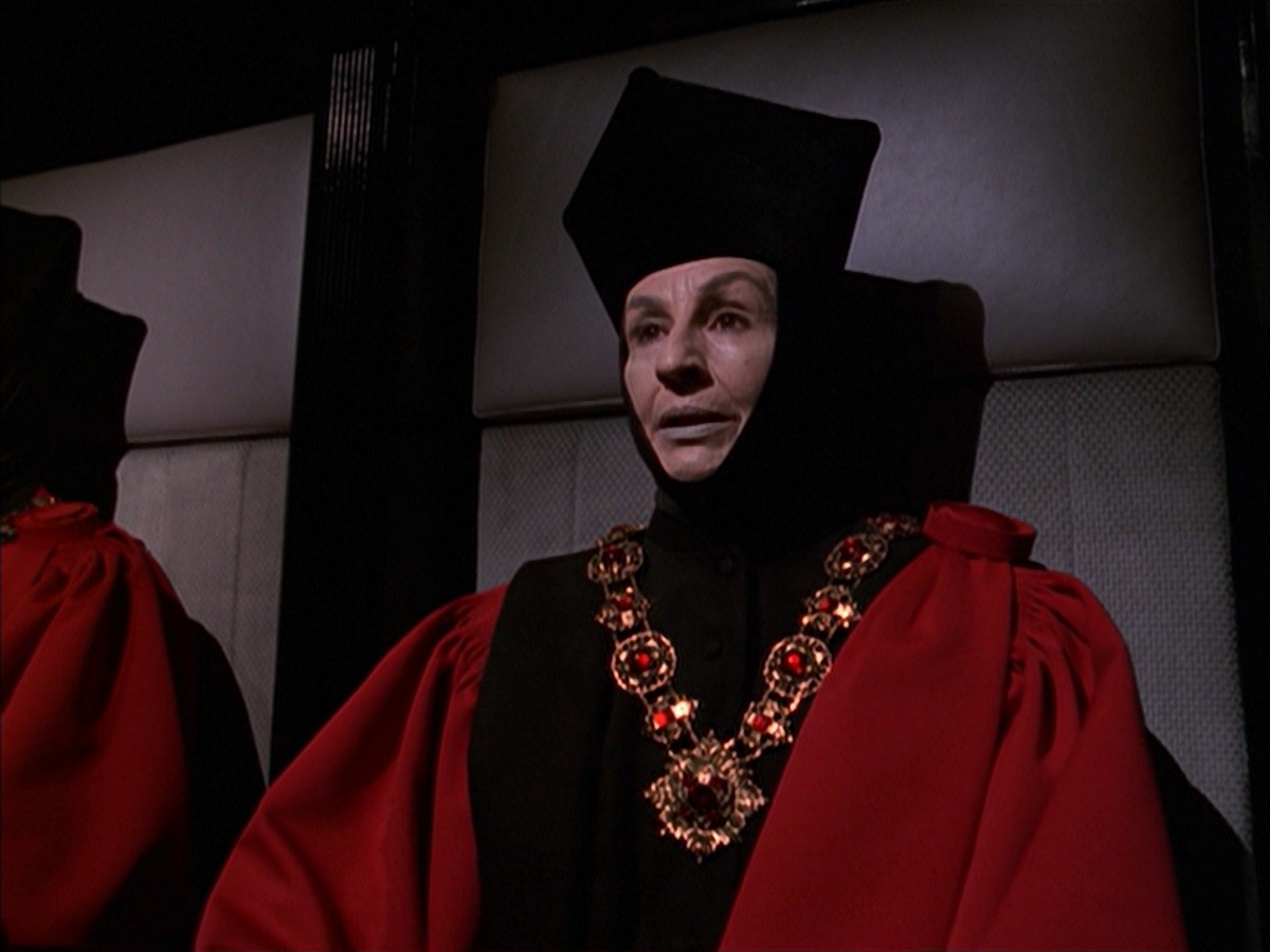 extant_StarTrek_VOY_7x19-Q2_3302.jpg