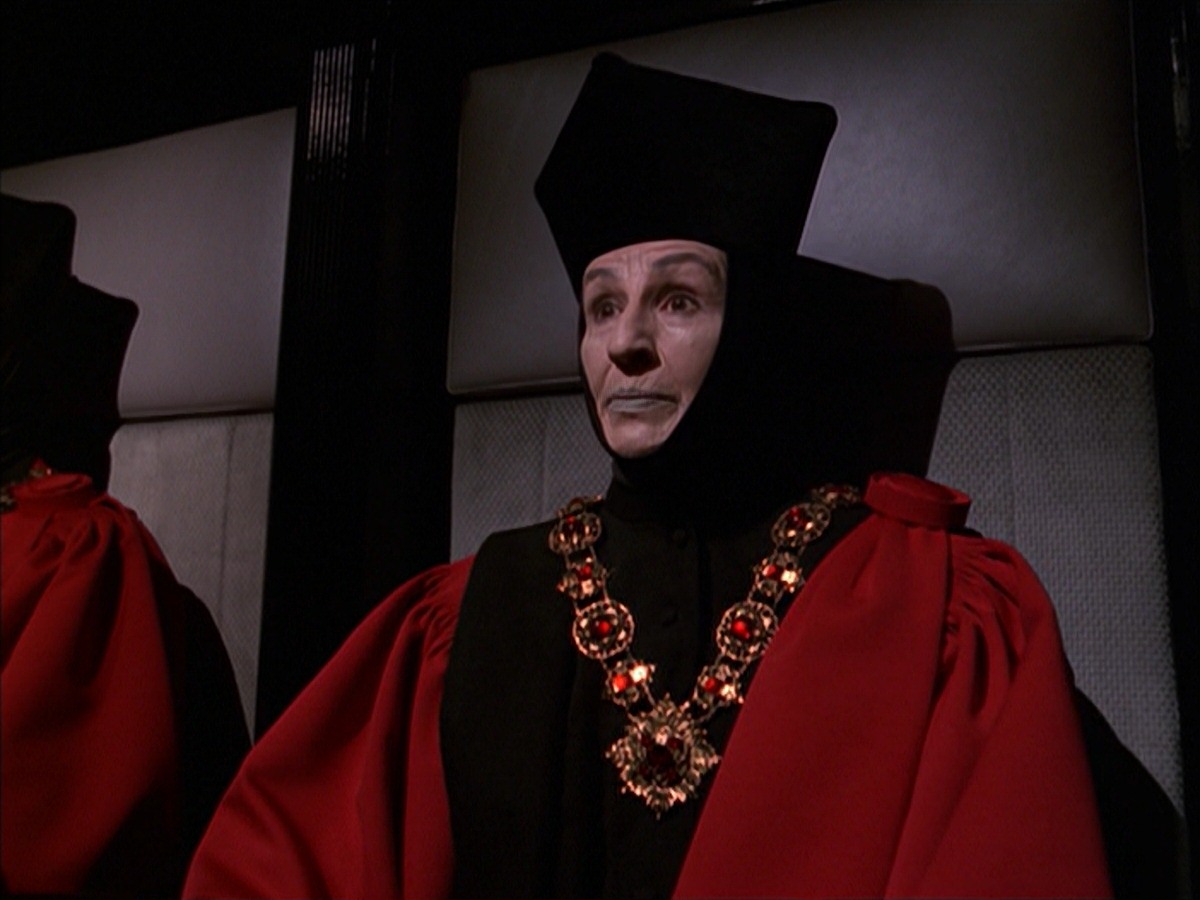 extant_StarTrek_VOY_7x19-Q2_3312.jpg