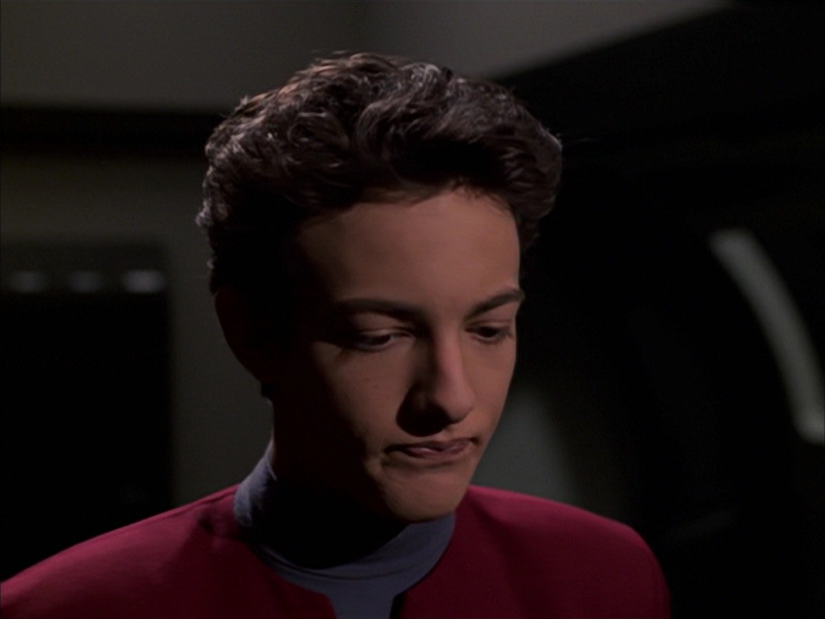 extant_StarTrek_VOY_7x19-Q2_3315.jpg