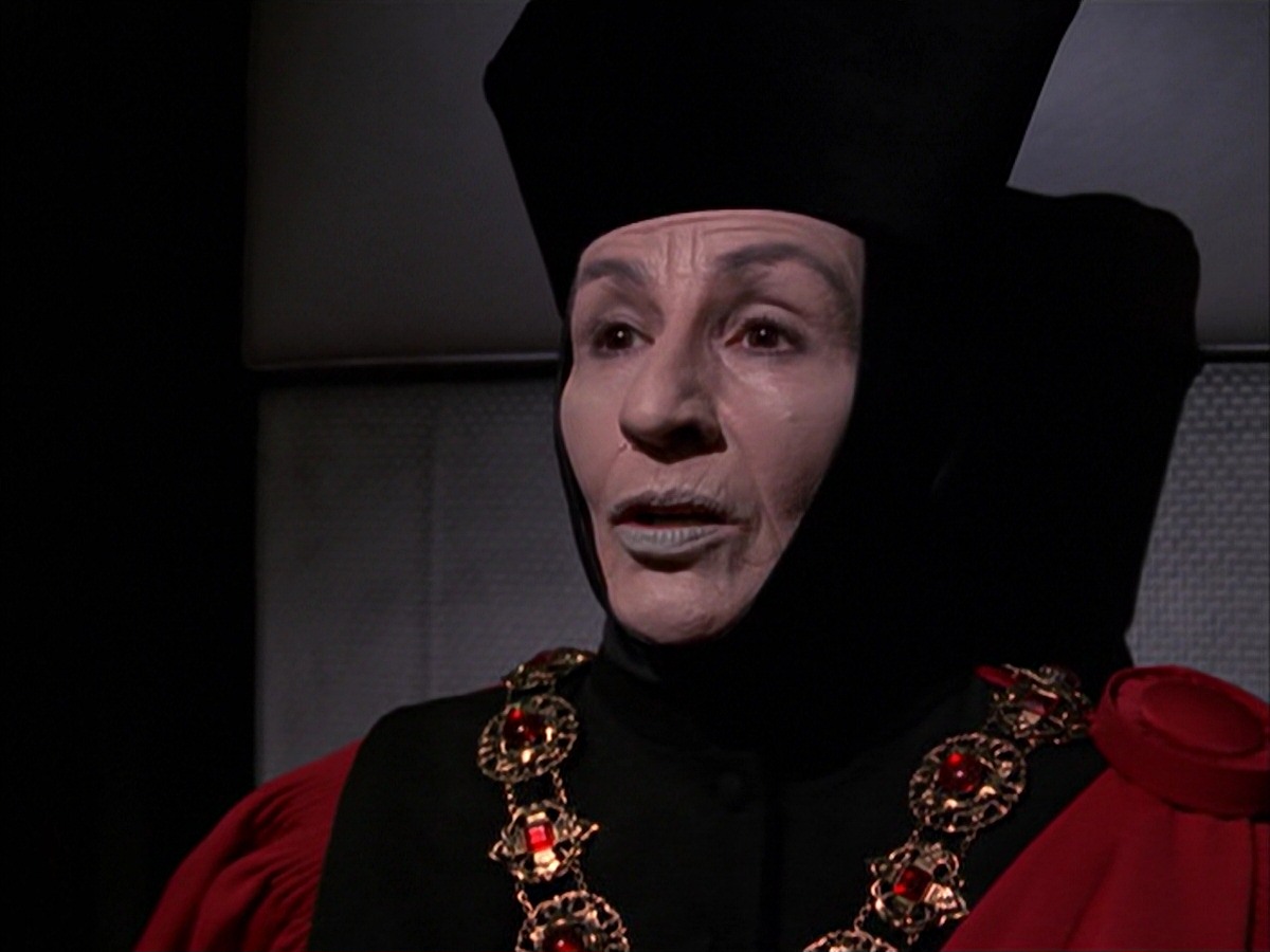 extant_StarTrek_VOY_7x19-Q2_3346.jpg