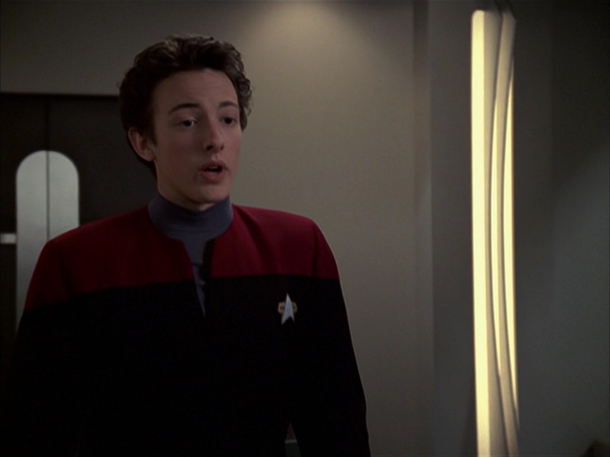 extant_StarTrek_VOY_7x19-Q2_3392.jpg