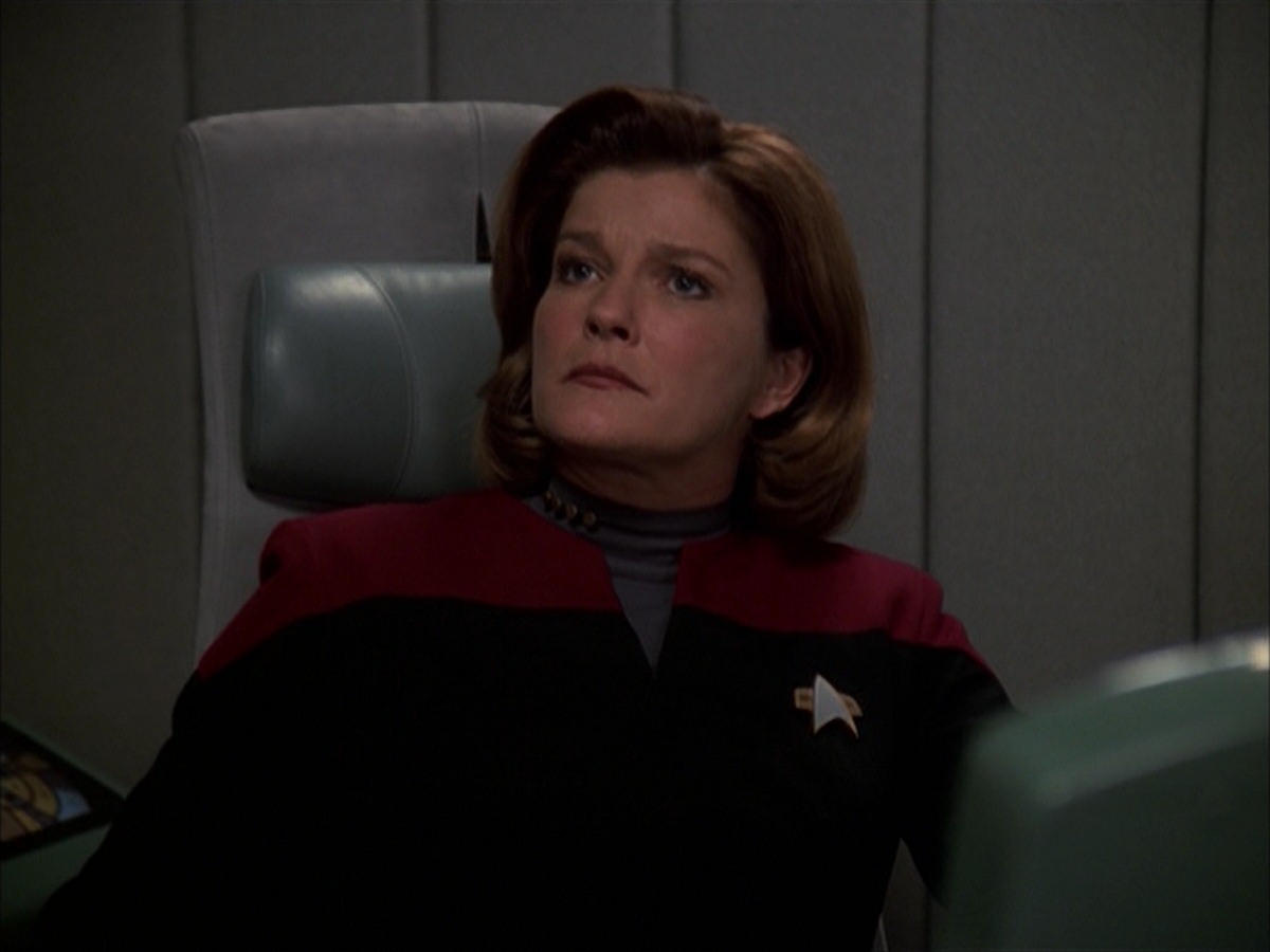 extant_StarTrek_VOY_7x19-Q2_3402.jpg