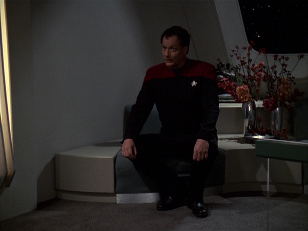 extant_StarTrek_VOY_7x19-Q2_3444.jpg