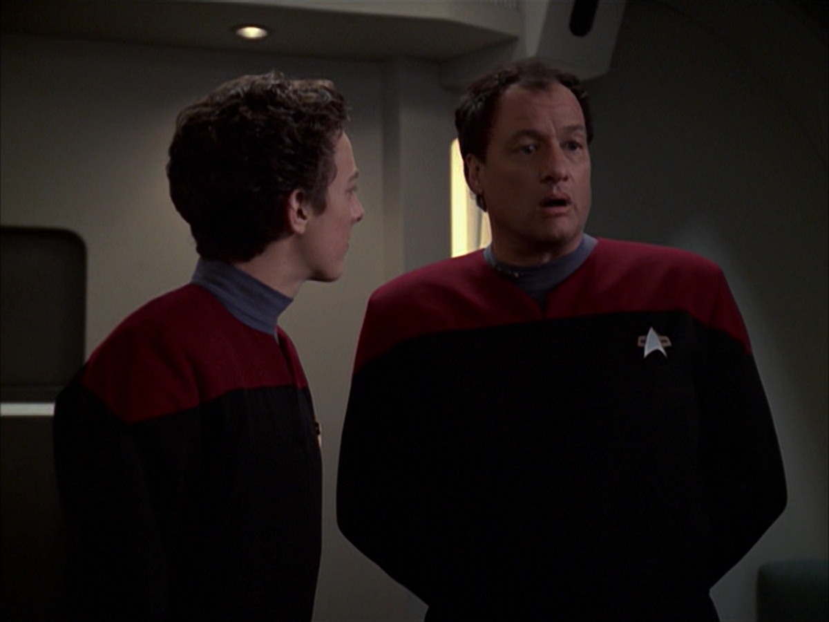 extant_StarTrek_VOY_7x19-Q2_3477.jpg